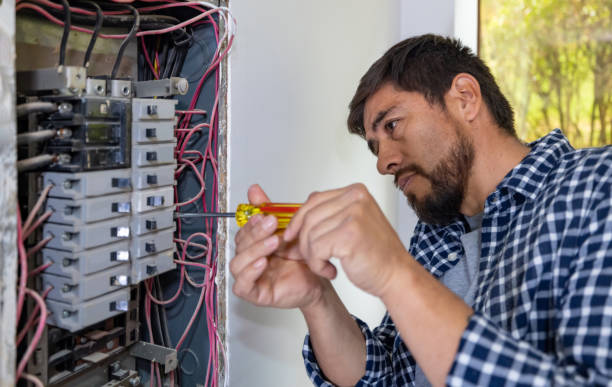 Best Circuit Breaker Repair  in La Nte, MO